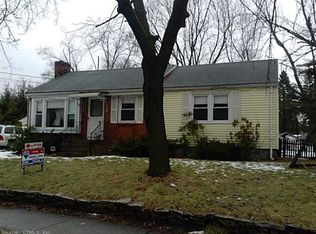 654 Goodwin St, East Hartford, CT 06108