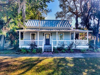 92 Avenue E, Apalachicola, FL, 32320