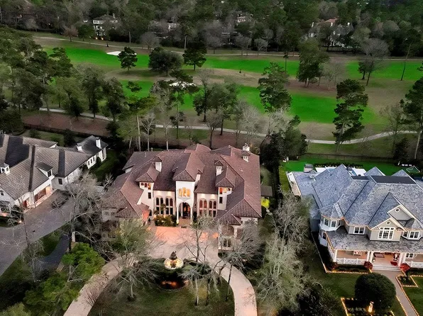 19 Hepplewhite Way, Spring, TX 77382