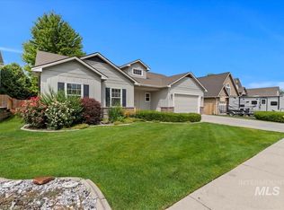 733 S Whitehorse Ave, Kuna, ID 83634