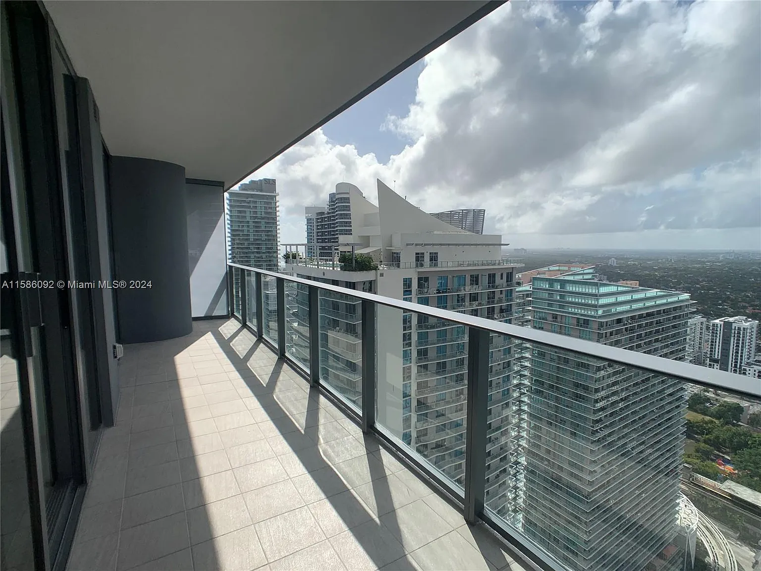 1 bed, 730 sqft, $4,700 — Photo 1