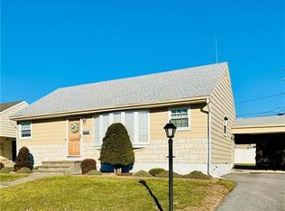 1522 Farm Ln, Bethlehem, PA