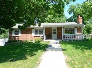 1322 Meadow Ct, Liberty, MO 64068