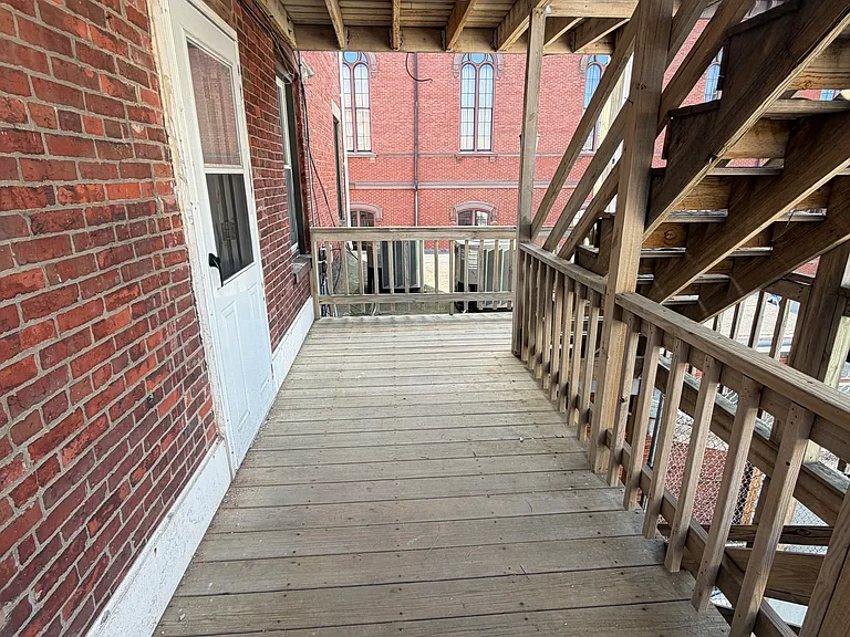 84-88 Main St #1 — Photo 7