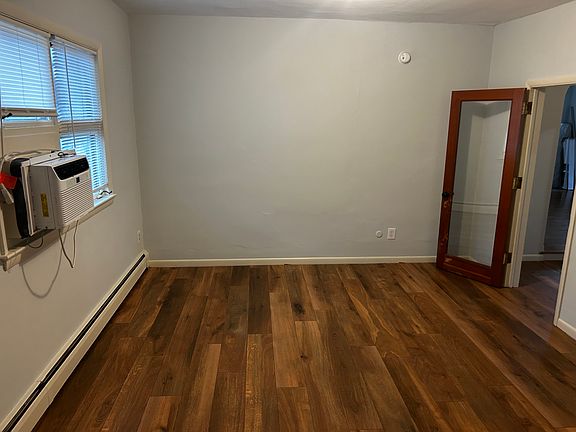 4th image of 301 Cedar St Floor 2