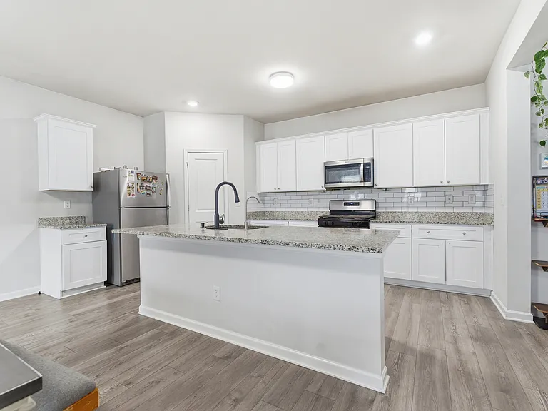 2210 Cancellara Ct — Photo 16