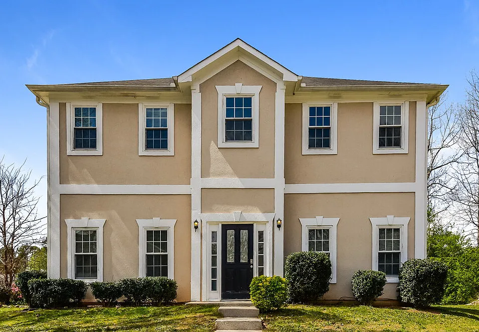 3443 Oaktree Way