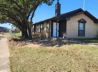 3062 Gregory Ln, Grand Prairie, TX 75052
