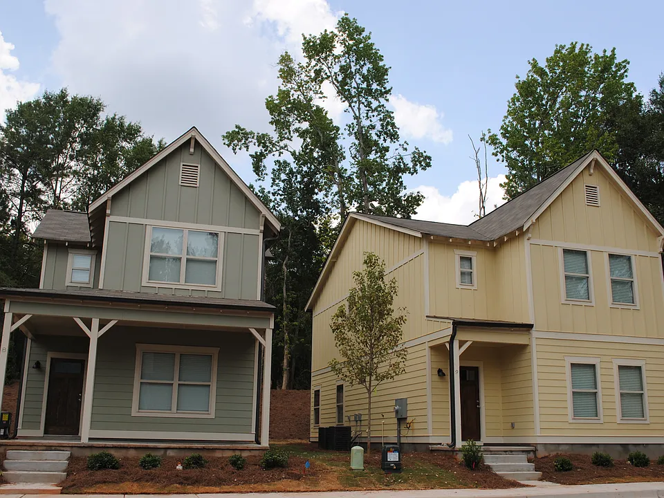 Building Photo 5