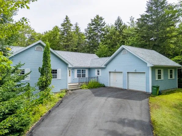 46 Blue Mountain Dr, Hammonds Plains, NS B4B 1L1