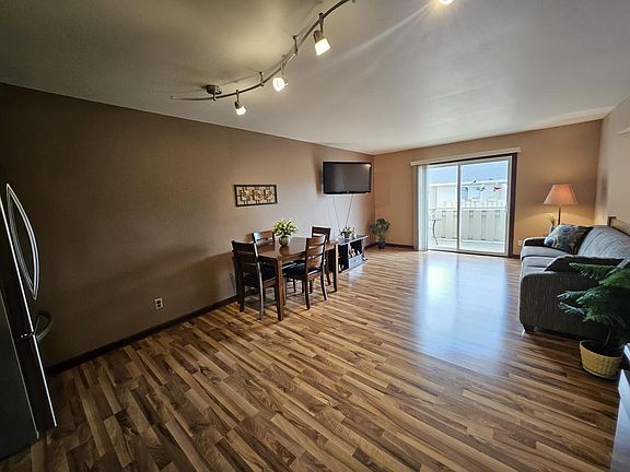 2nd image of 6461 S Crabapple COURT #1