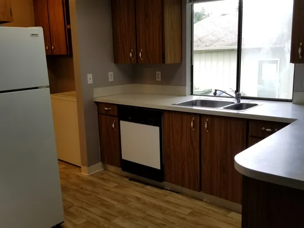 6101-6103 83rd St SW, Lakewood, WA 98499