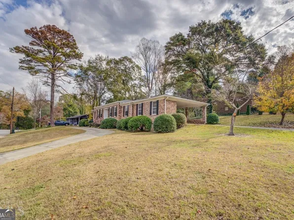 7111 Indian Creek Cir SW, Covington, GA 30014