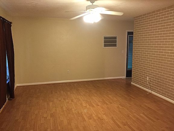 3rd image of 1408 Eastfield Dr