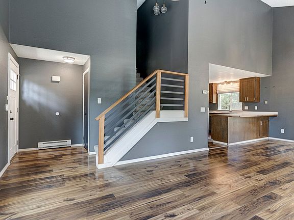 4th image of 2086 Pine Wood Way