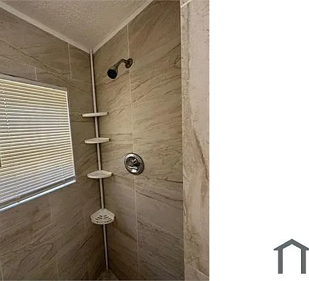 2524 Moncrief Rd — Photo 14