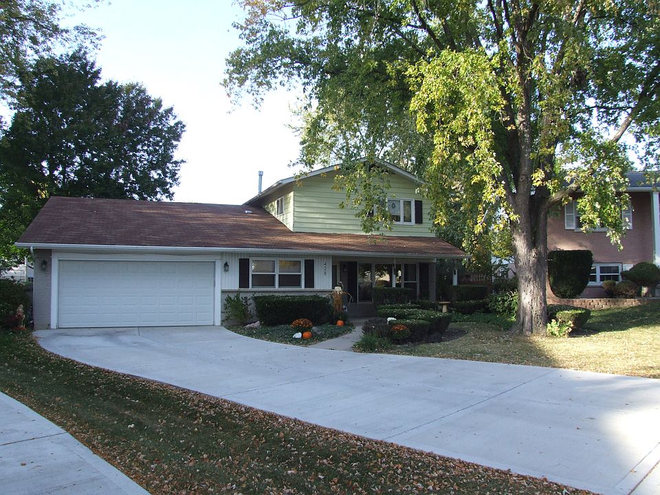 1st image of 428 Michael Ct