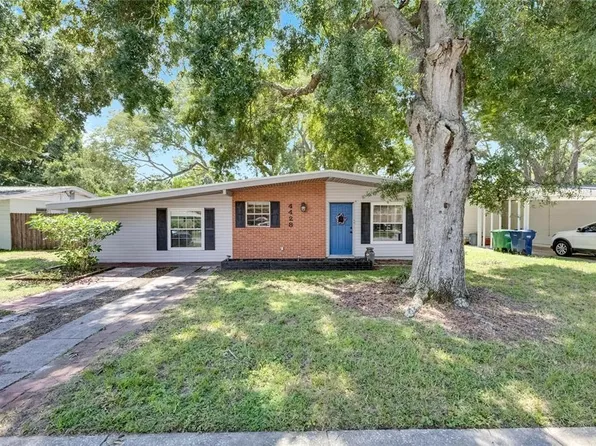 4428 W Wyoming Ave, Tampa, FL 33616
