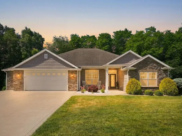 3335 Kellygreen Dr, Angola, IN 46703