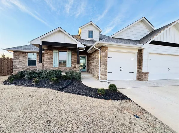 8416 Rainier St, Edmond, OK 73034