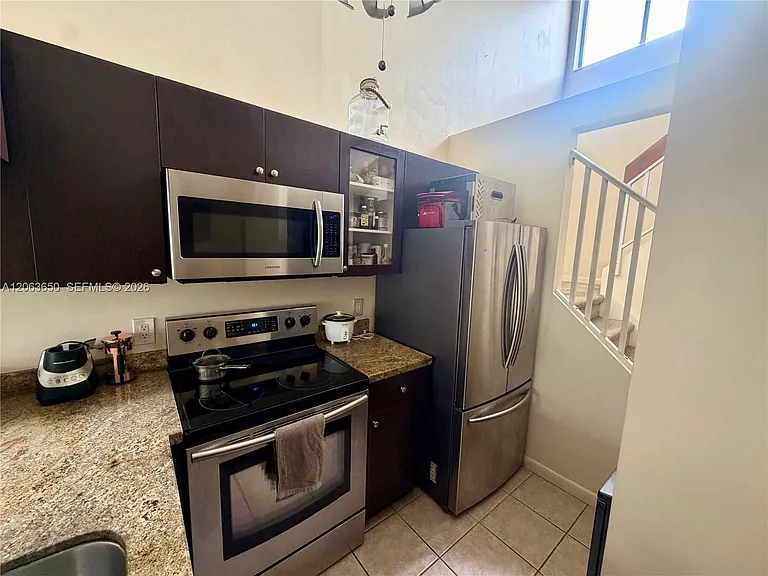 1012 Coral Club Dr #1012 — Photo 7