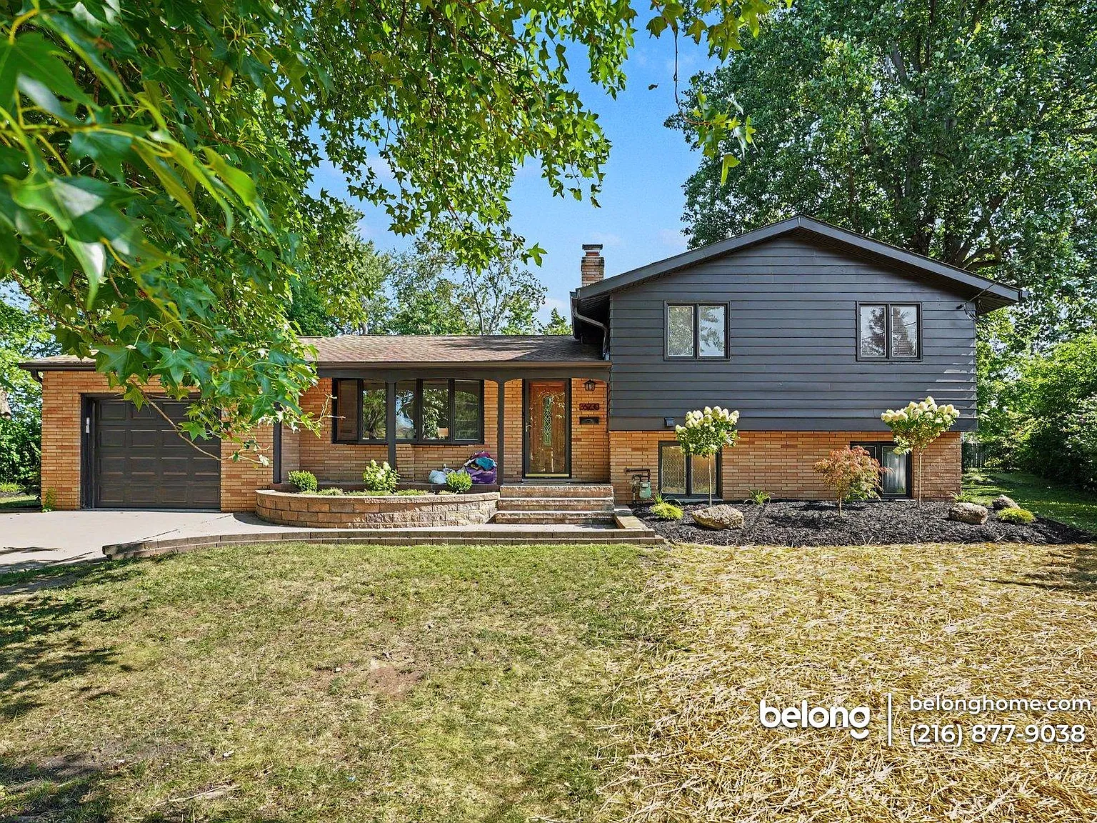 4 bed, 2.0 bath, 2300 sqft, $2,700 — Photo 1