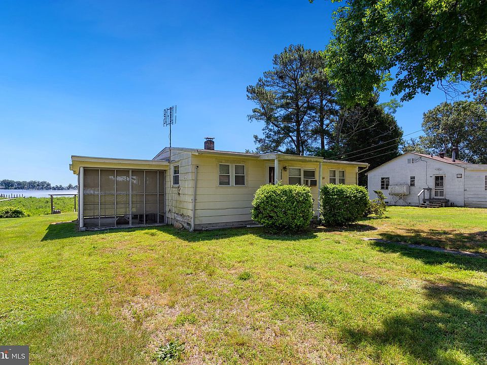 1000 Shore Dr, Colonial Beach, VA 22443 Zillow