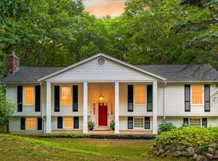 6 Gould Rd, Bedford, MA 01730