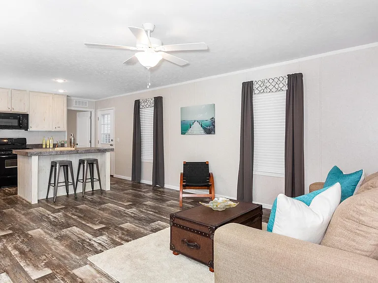 Bayshore Estates — Photo 13