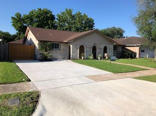 11431 Kirkwyn Dr, Houston, TX 77089
