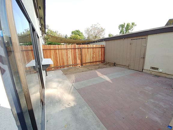 4th image of 658 Driftwood Ln