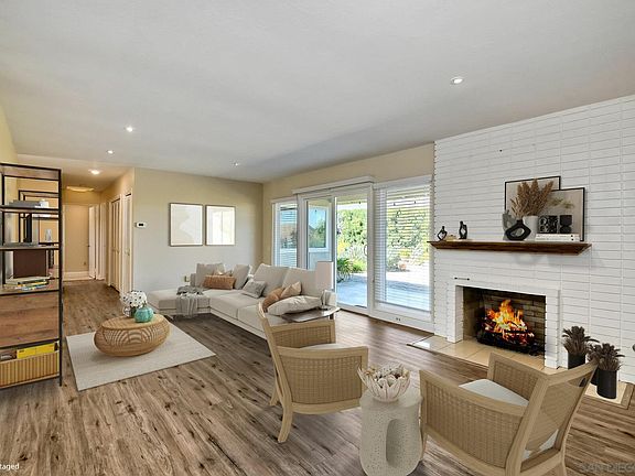 5th image of 16646 San Salvador Ct