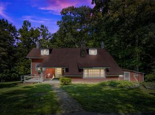 27 Saint Nicholas Rd, Wappingers Falls, NY 12590