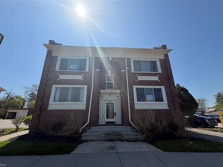 3186 Euclid Heights Blvd #5 — Photo 1