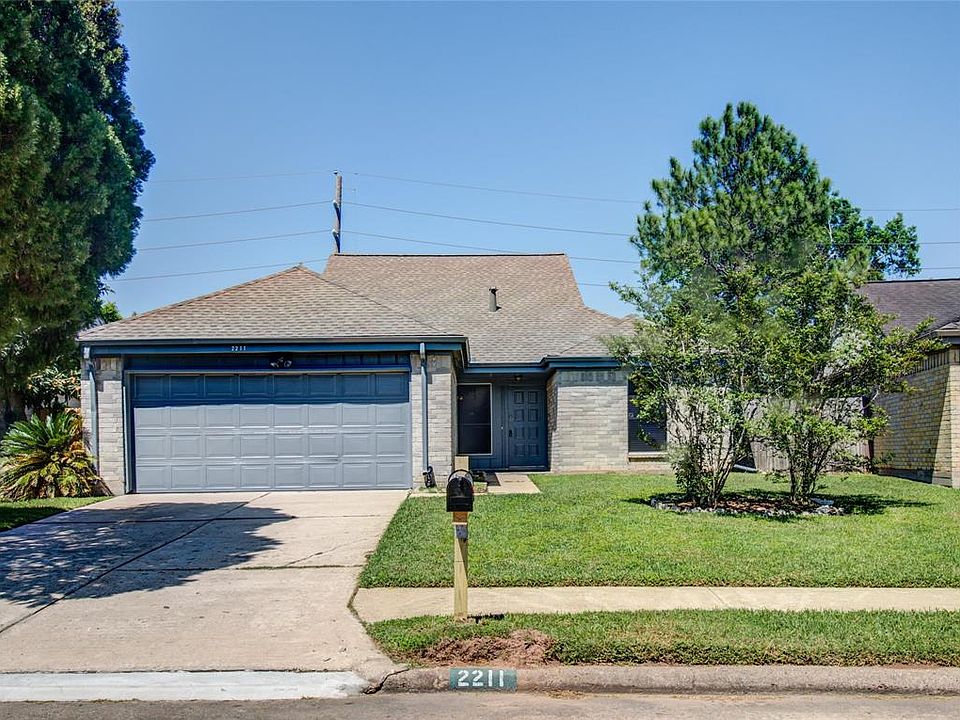 1st image of 2211 Highland Hills Dr