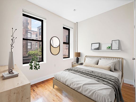 3rd image of 615 1/2 Hudson St APT 4