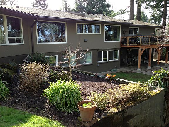 3rd image of 10382 SW Ridgeview Ln