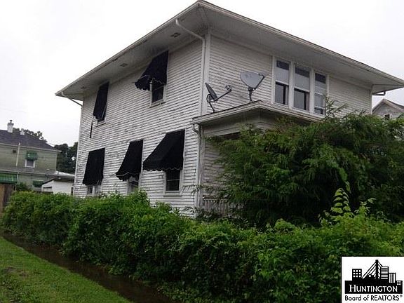 3rd image of 5915 Farney Ave