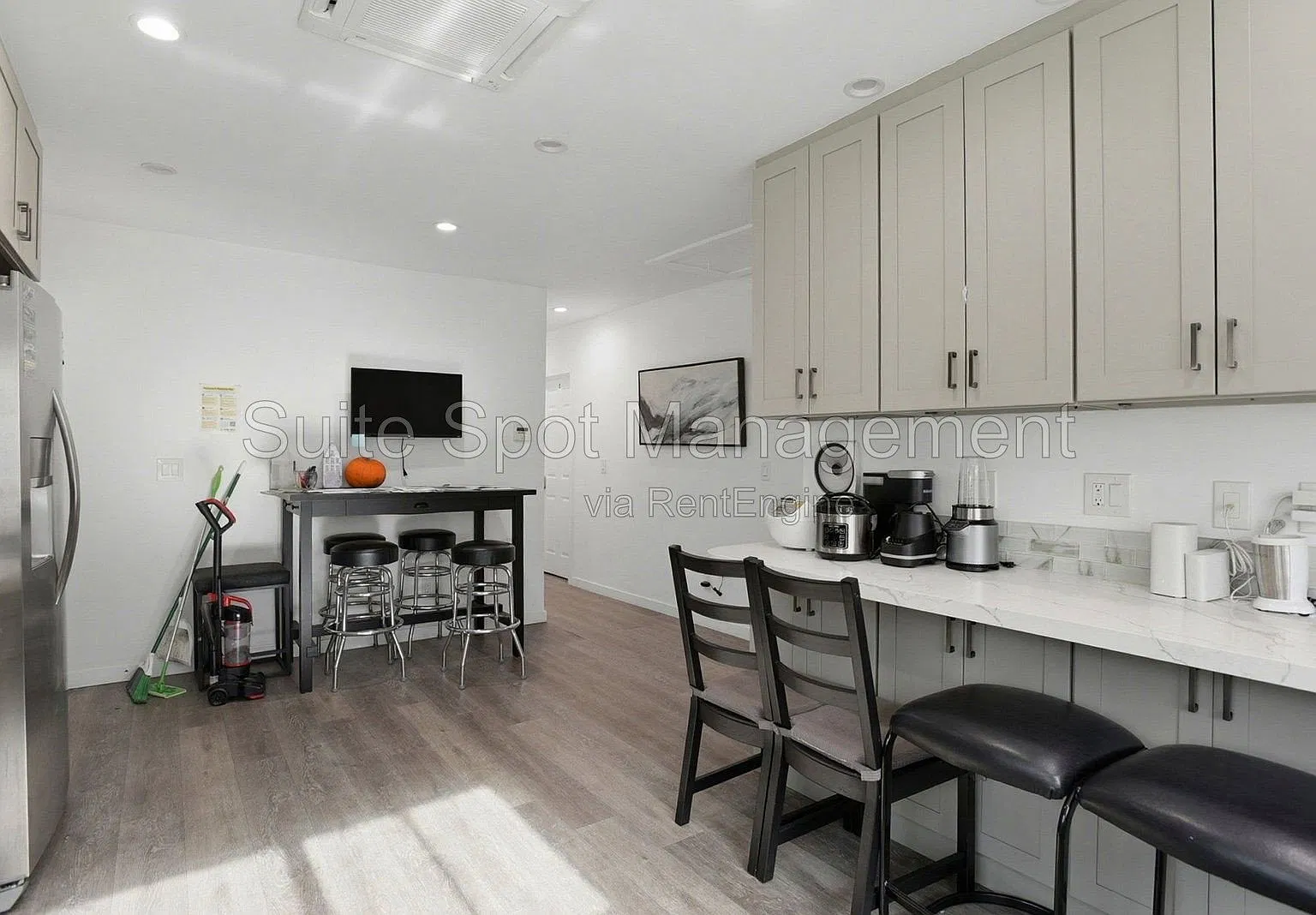 1409 Jefferson Ave — Photo 4