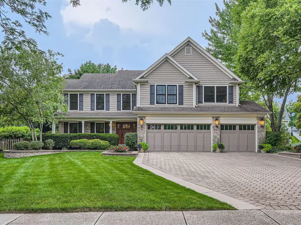 1798 Kelley Dr, Hoffman Estates, IL 60192