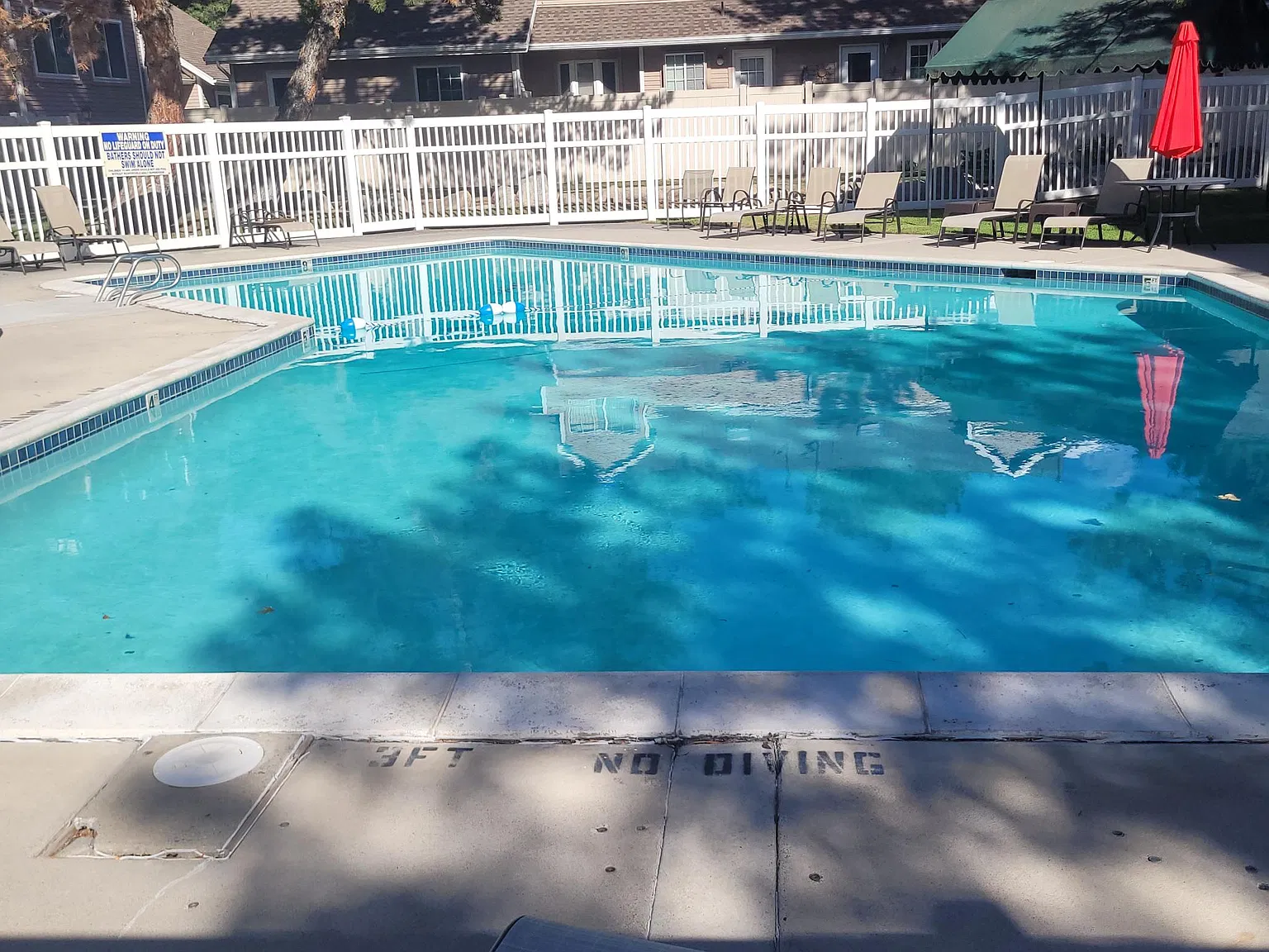 3 bed, 2.5 bath, 1910 sqft, $2,000 — Photo 3