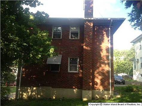 3rd image of 18 N Mada Ave