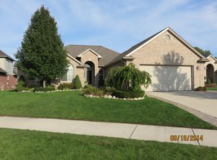 51350 Cart Dr, Macomb, MI