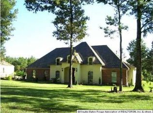 12848 Hammack Rd, Denham Spgs, LA 70726