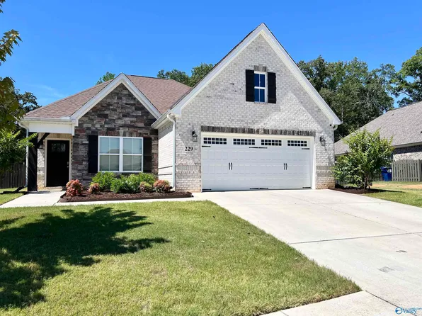229 Dustin Ln NW, Madison, AL 35757