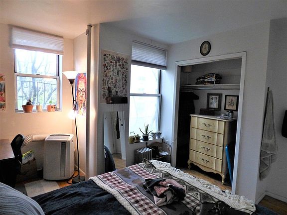 2nd image of 354 E 87th St APT 4E