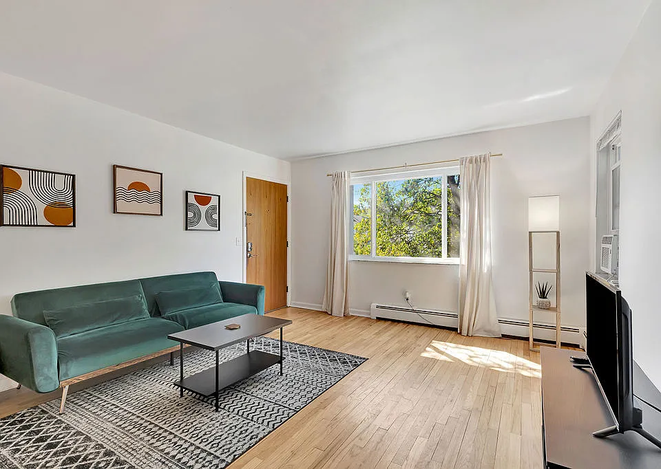 2948 Wardall Ave #3