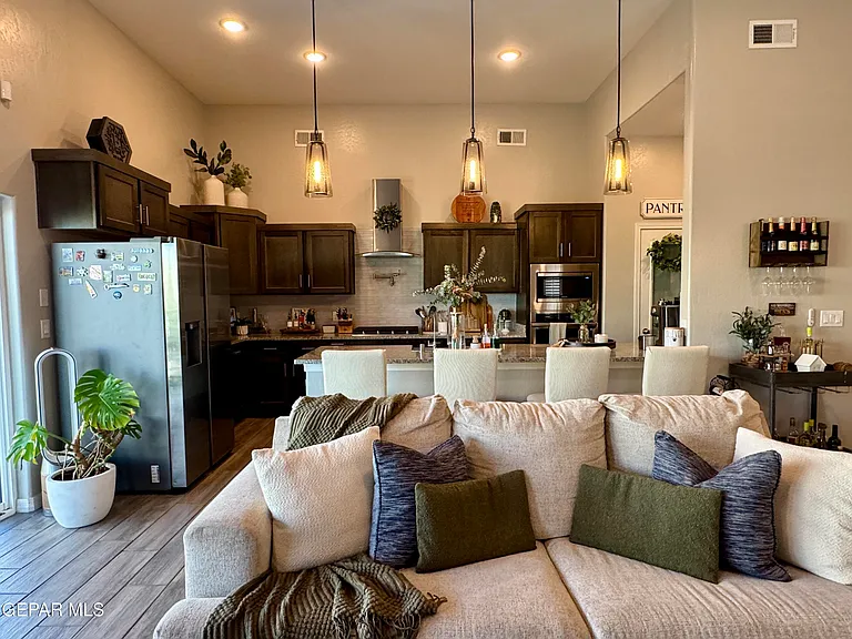 13684 Glen Vista Ln — Photo 10