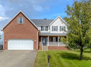 889 Ridgeview Dr, Frankfort, KY 40601