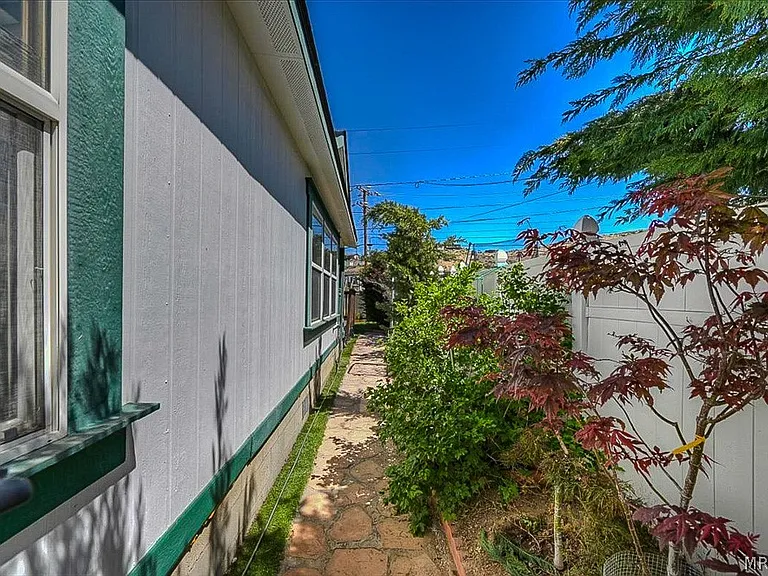 46037 South Dr — Photo 34